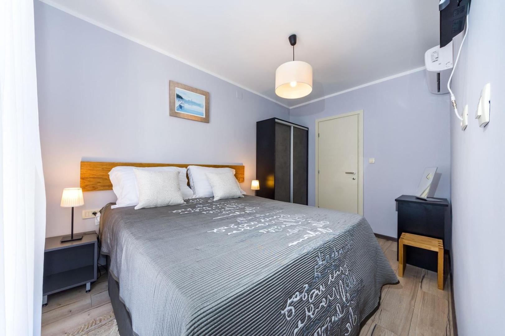 Ema 2Br Apt. In Old Town Centre Zadar Exteriör bild