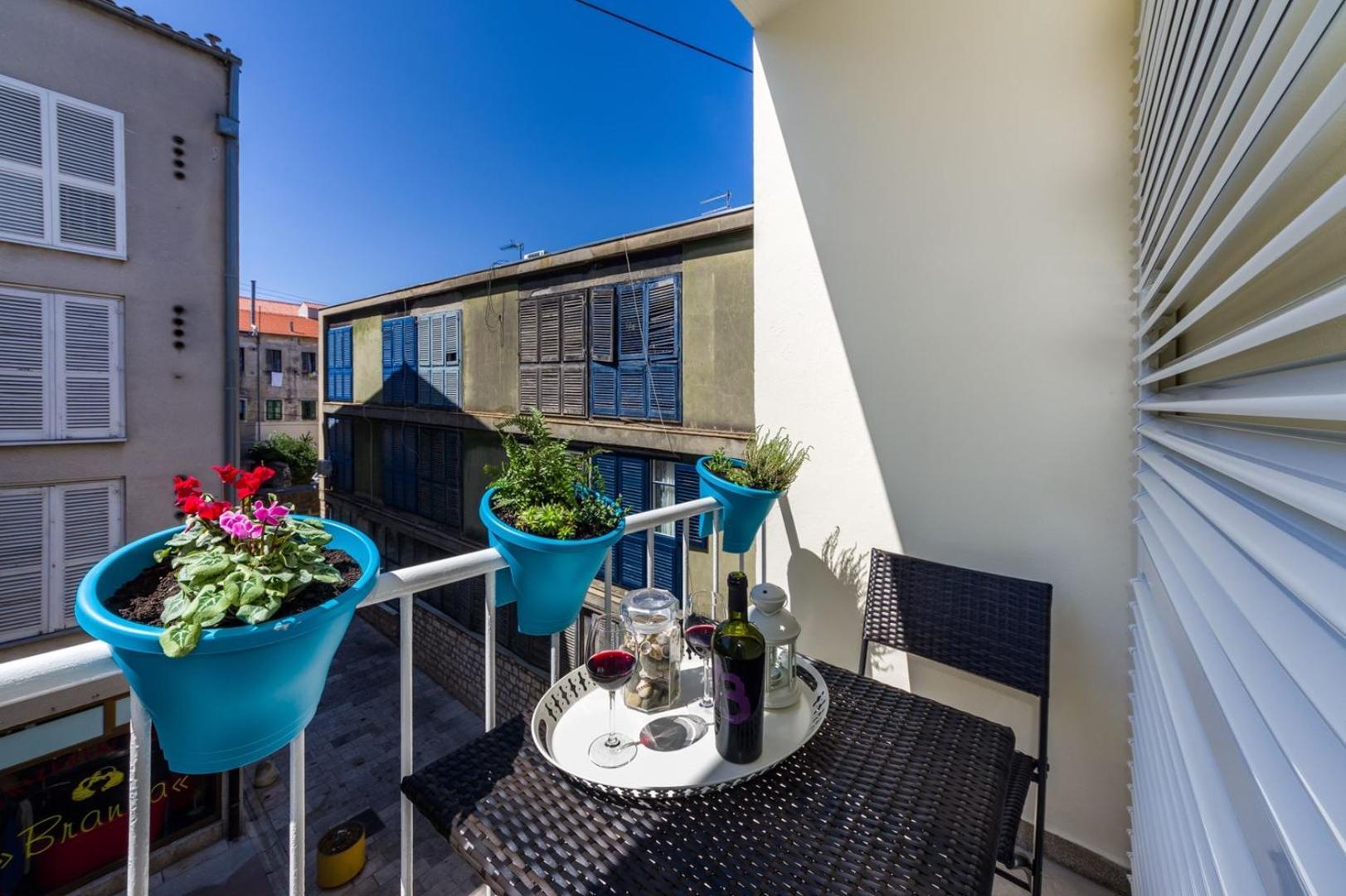Ema 2Br Apt. In Old Town Centre Zadar Exteriör bild